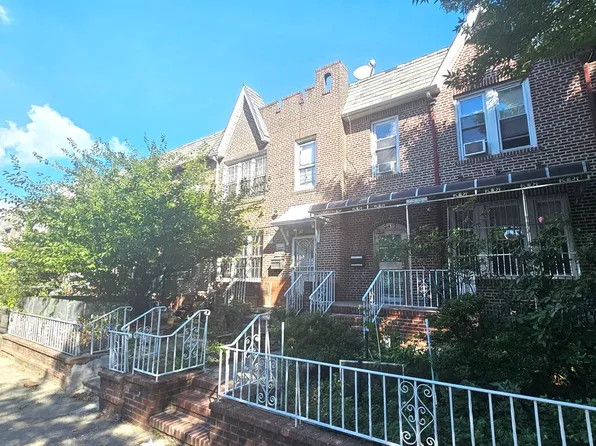 33-31 69th St, Flushing, NY 11377