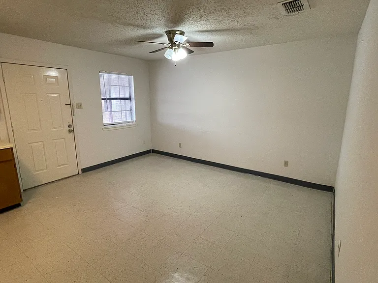 3801 Salinas Ave #13 — Photo 11