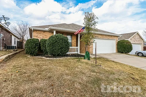 716 Kentucky Derby Ln Photo 1