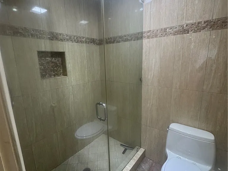 2940 N Verdugo Rd #206 — Photo 4
