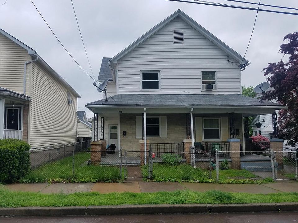 1st image of 224 E Church St