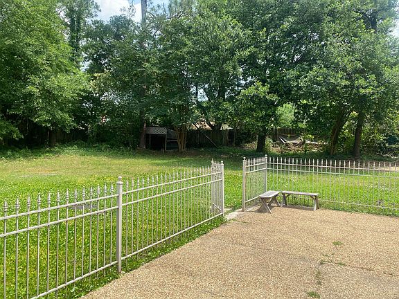 5th image of 3637 McCurdy St