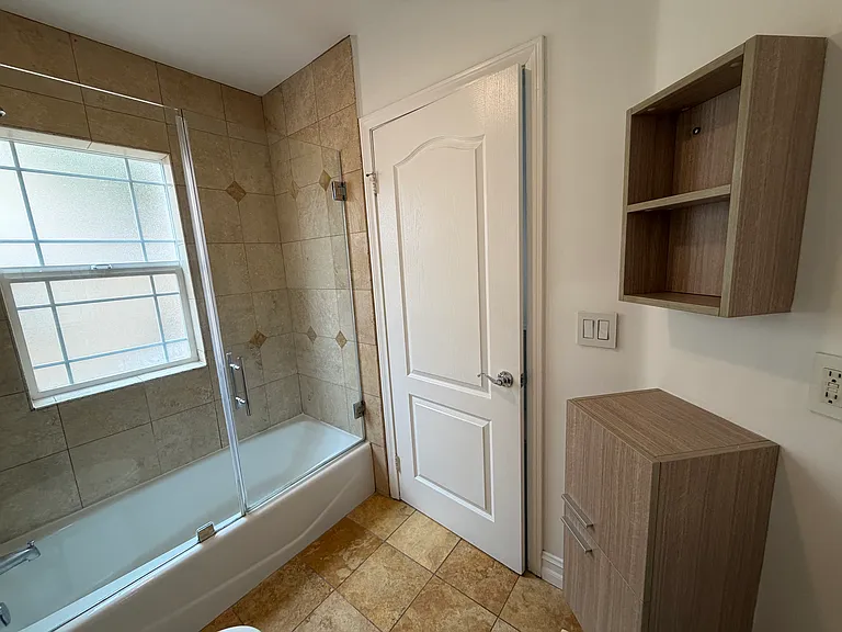 574 E Palm Ave #105 — Photo 46