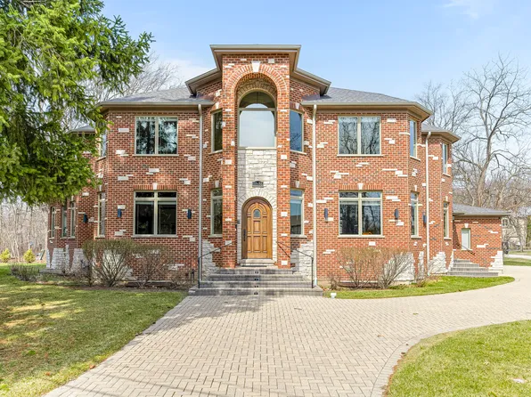 11556 W Elmwood Pl, Deerfield, IL 60015