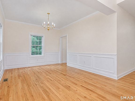 5th image of 188 Eastwood Drive #188