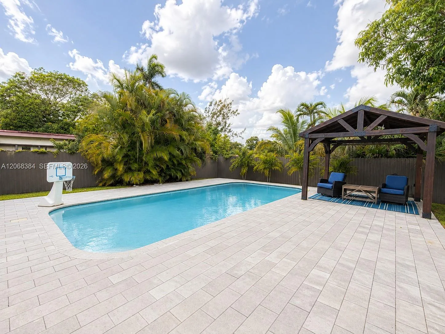 Sunshine Villas 66-49 B — Photo 2