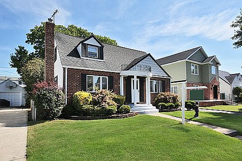 1st image of 250 Dorchester Road