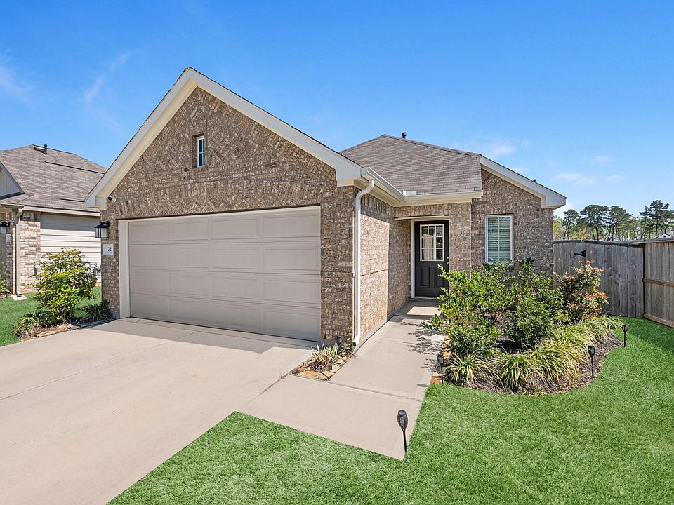 1st image of 721 Roaring Falls Dr