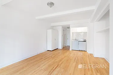 Rented by (Legacy) Elegran