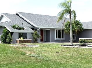 99 Bunker Rd, Rotonda West, FL 33947