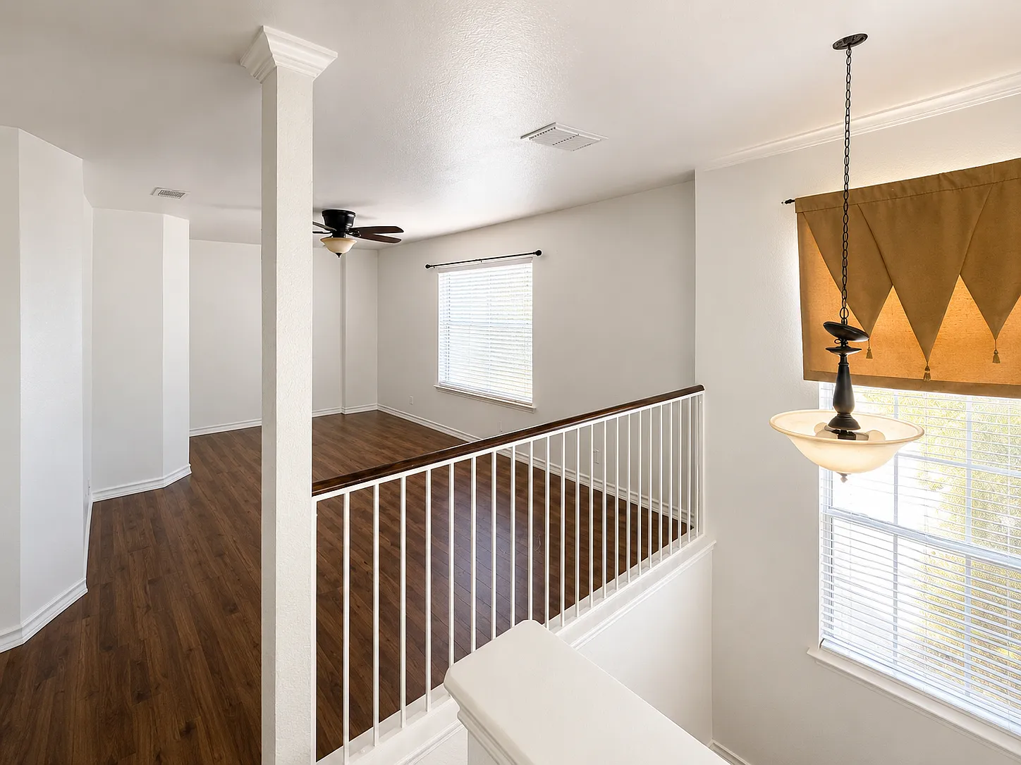 5102 Crestwood Hill Dr — Photo 3