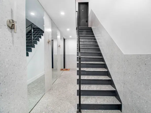 151 Williams Avenue image 7 of 14