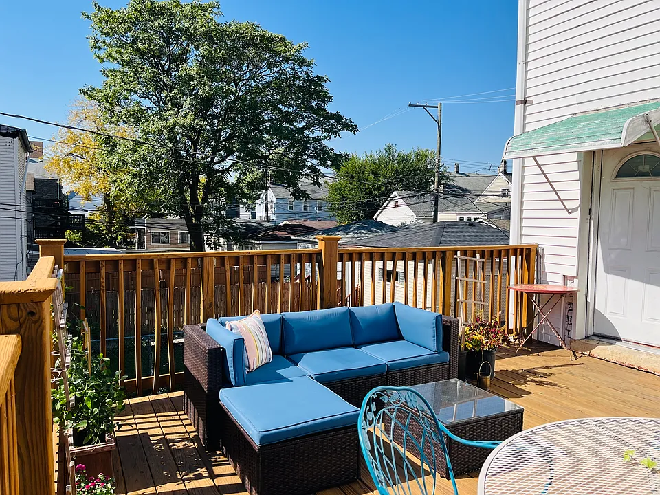 Front deck (another angle)