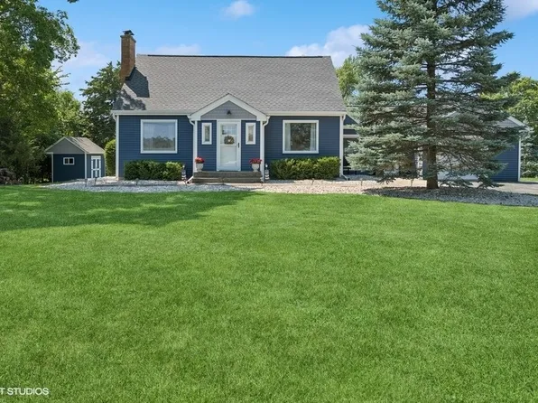 38942 N Fairfield Rd, Lake Villa, IL 60046