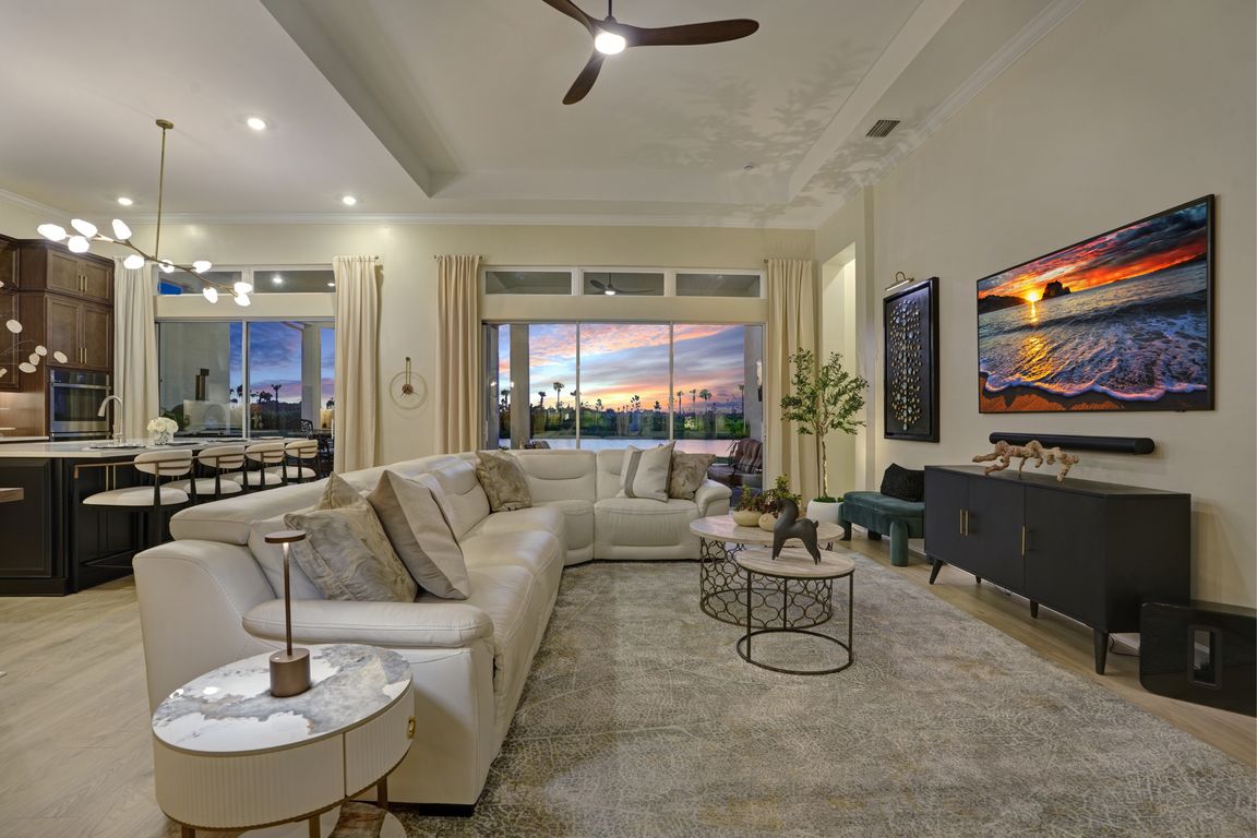 next background image