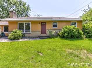 1406 3 Mile Rd NE, Grand Rapids, MI 49505