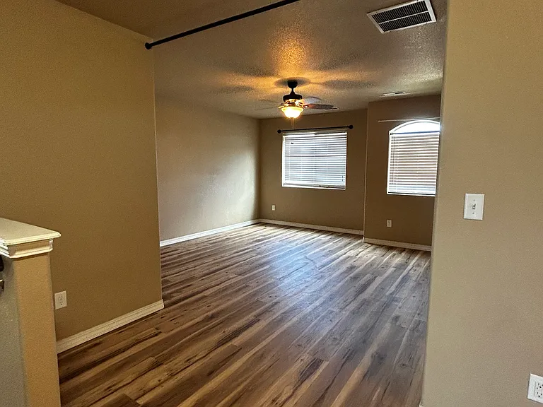 3503 Saguaro Cir — Photo 26