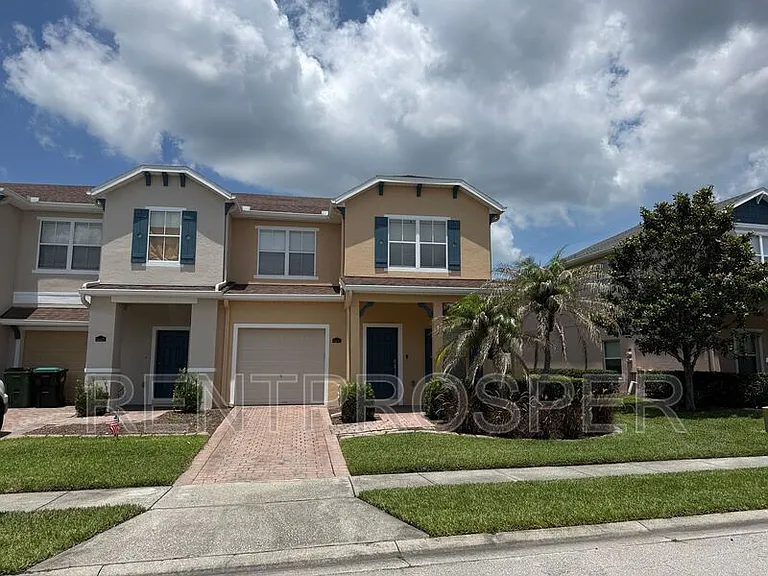 16617 Cedar Crest Dr — Photo 1
