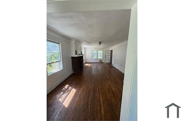 Building Photo - 2069 Alton Rd #1