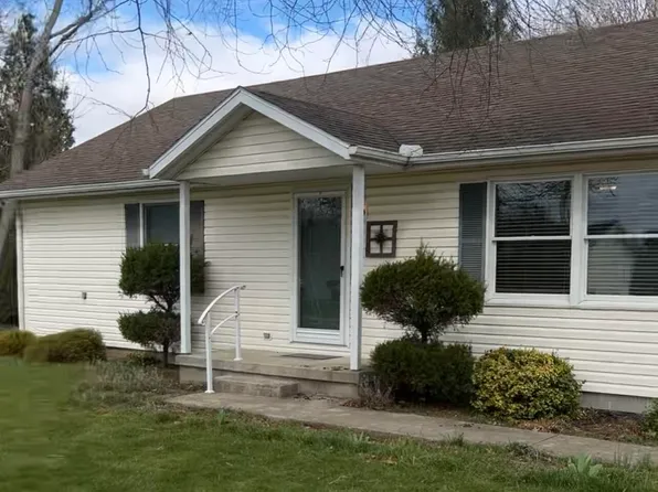 305 G St, Pandora, OH 45877