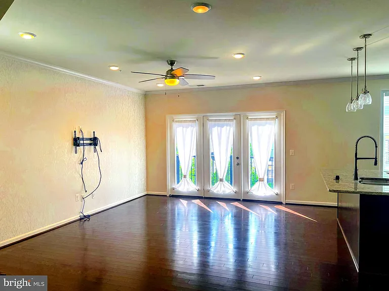 24558 Rosebay Ter — Photo 4