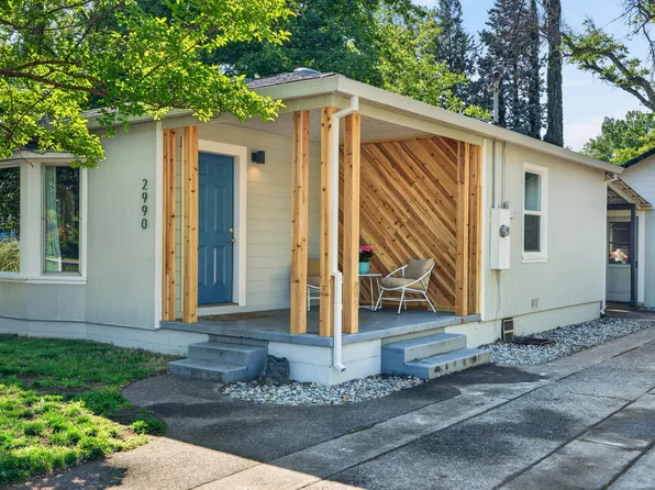 2990 Anita St, Redding, CA 96001