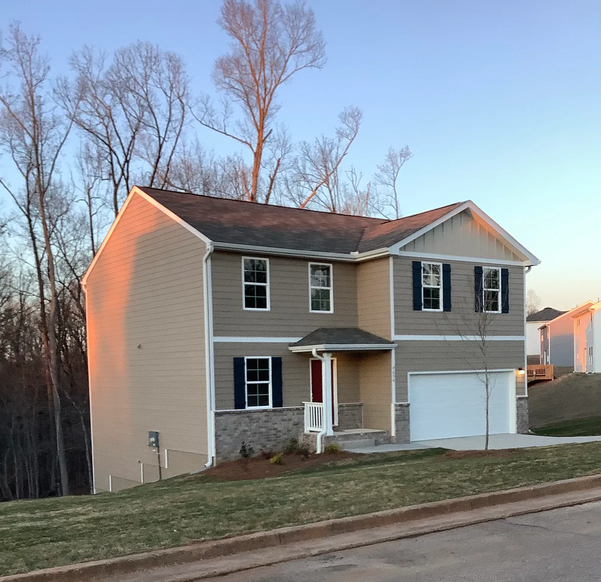 Building Photo - 4654 Sunrise Rdg