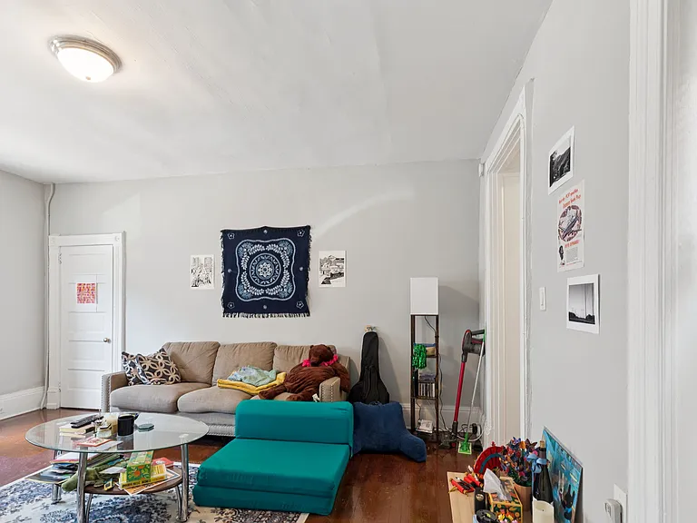 3431 Spring Garden St #1F — Photo 14