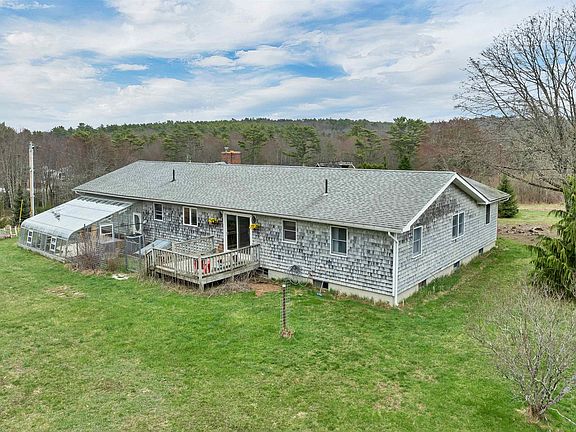 4th image of 44 Suncook Valley Road