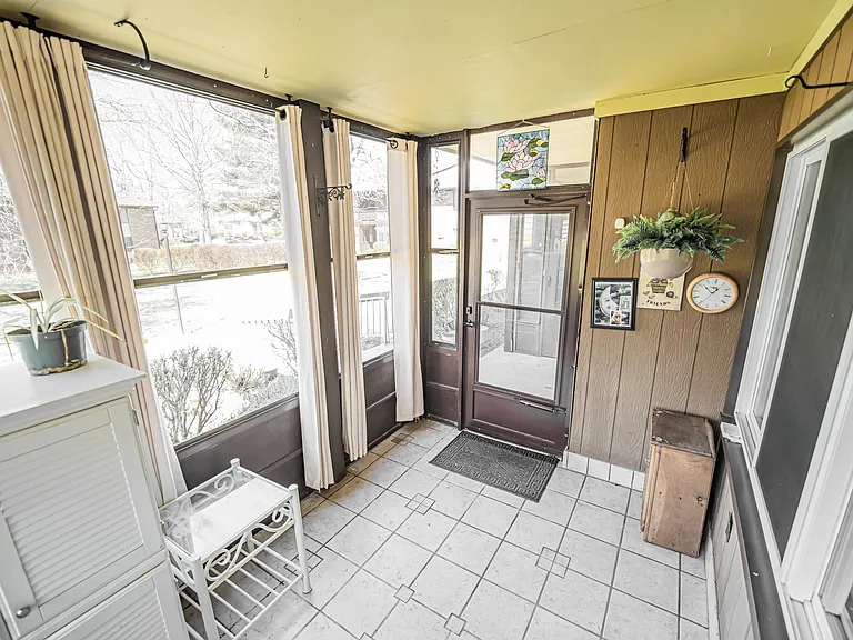 118 Amberly Dr #J — Photo 21