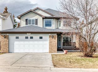 311 S Rocky Ridge Cv NW, Calgary, AB T3G 4K1