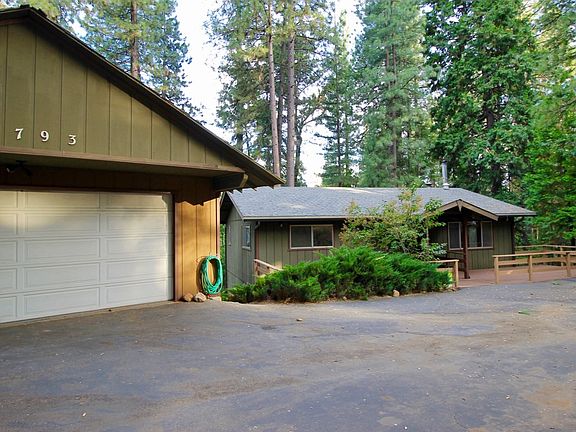 2nd image of 2793 Country Club Dr