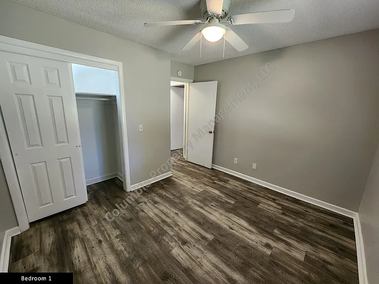 3417 Truman St — Photo 4