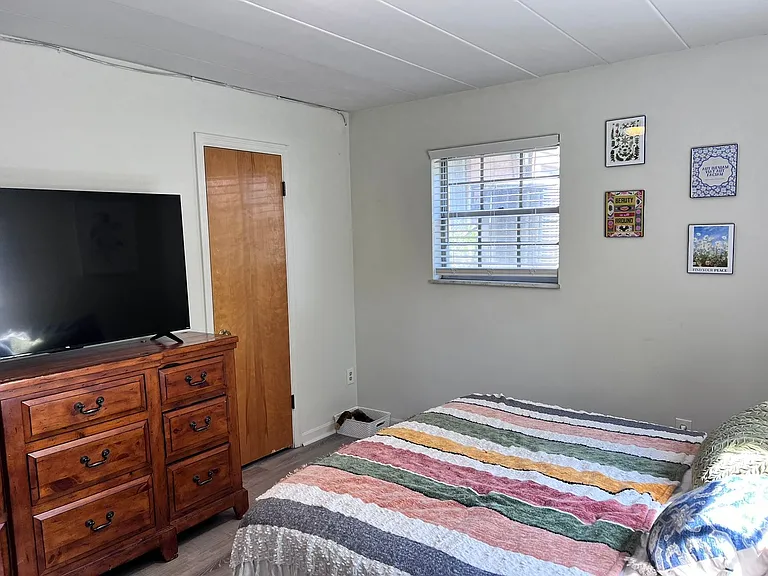 2818 Erie — Photo 87