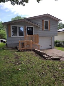 701 NW 88th Ter, Kansas City, MO, 64155