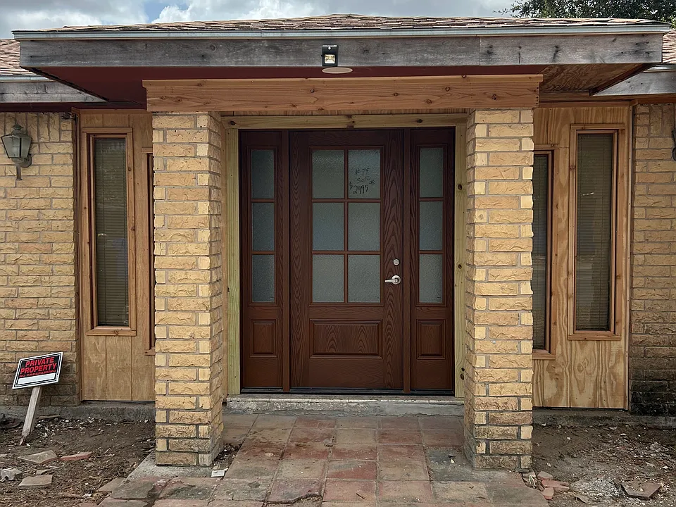 1405 Apollo Ave