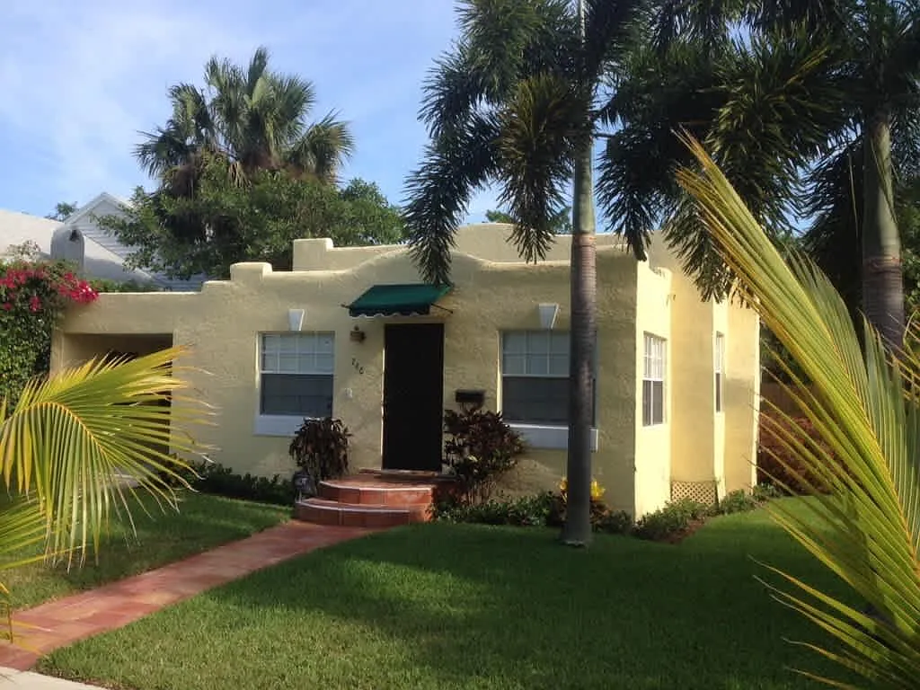 2 bed, 963 sqft, $4,400 — Photo 3