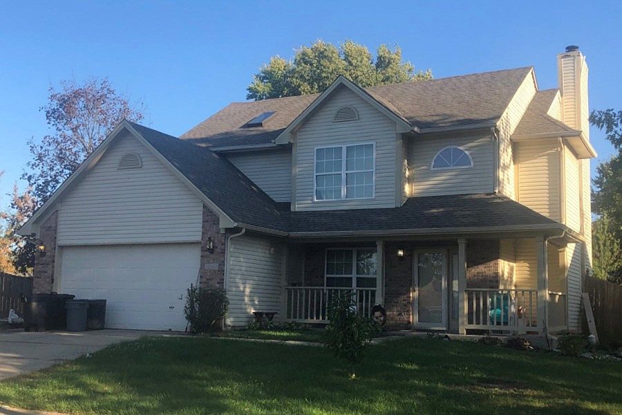 2nd image of 131 Valley Cir