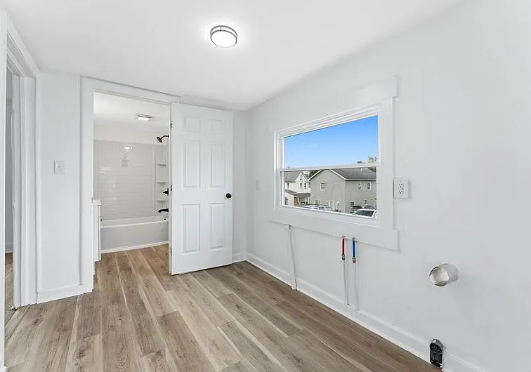 3 bed, 1604 sqft, $1,650 — Photo 3