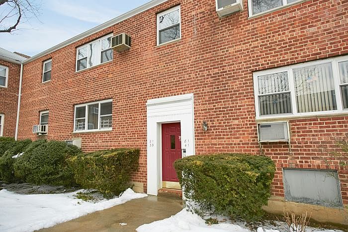1st image of 8139 156th Ave #1