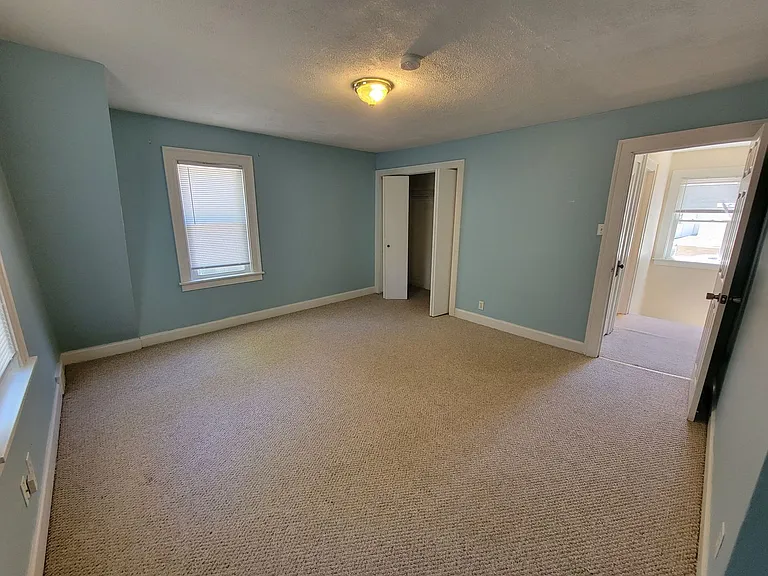 1444 S Bend Ave — Photo 23