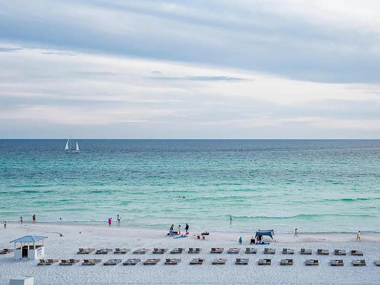 6201 Thomas Dr #509 — Photo 17