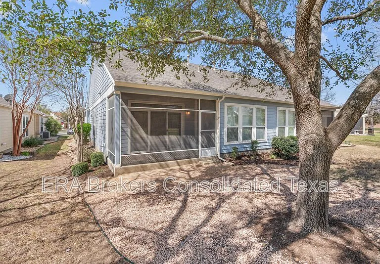 118 Portsmouth Dr — Photo 24