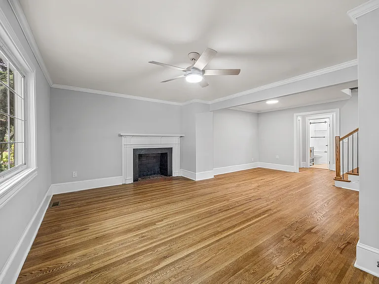 8 Amherst Ave #A — Photo 4