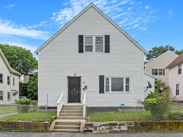 19 Clifton St, Worcester, MA 01610