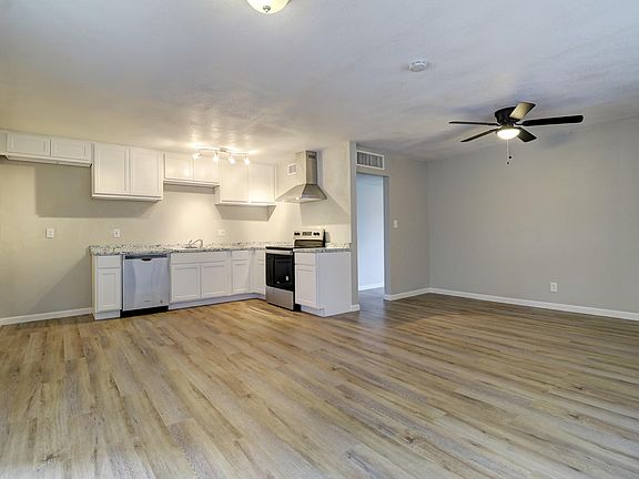 5th image of 3726 W Keim Dr