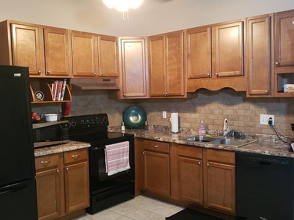 5th image of 3204 Thorn Ct