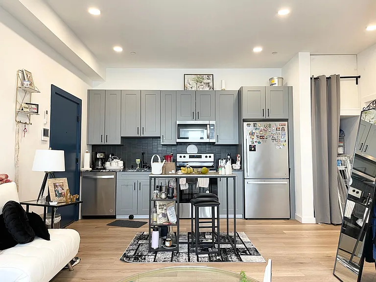 1309 N Hope St #1 — Photo 4
