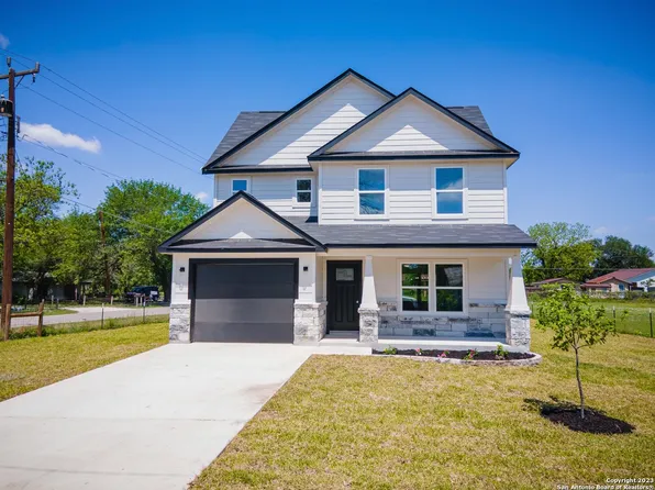 15145 Norvell Dr., Lytle, TX 78052