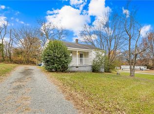 1997 Bethel Dr, High Point, NC 27260